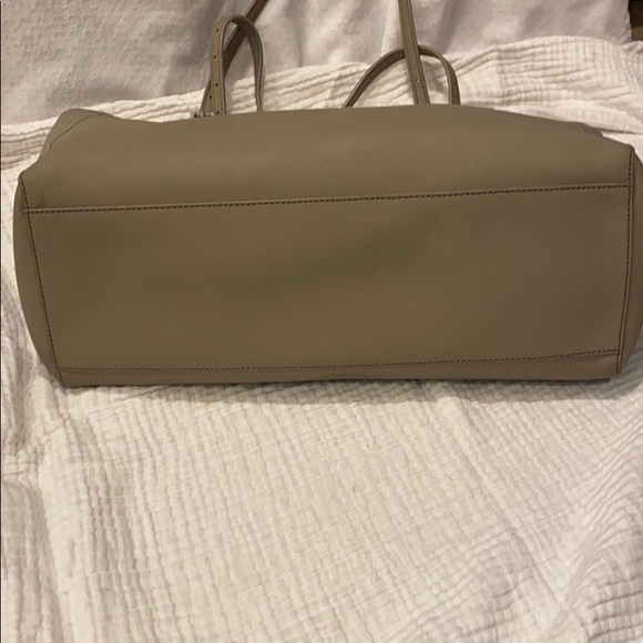 Tory Burch tote - Picture 6 of 7